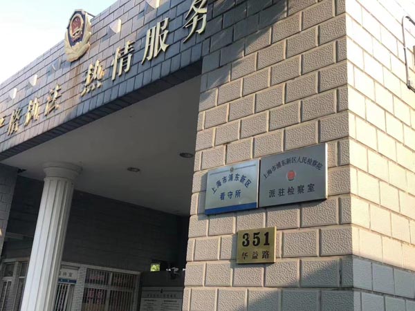 哪些情況下不宜由母親撫養不滿兩周歲的子女？深圳離婚律師來回答